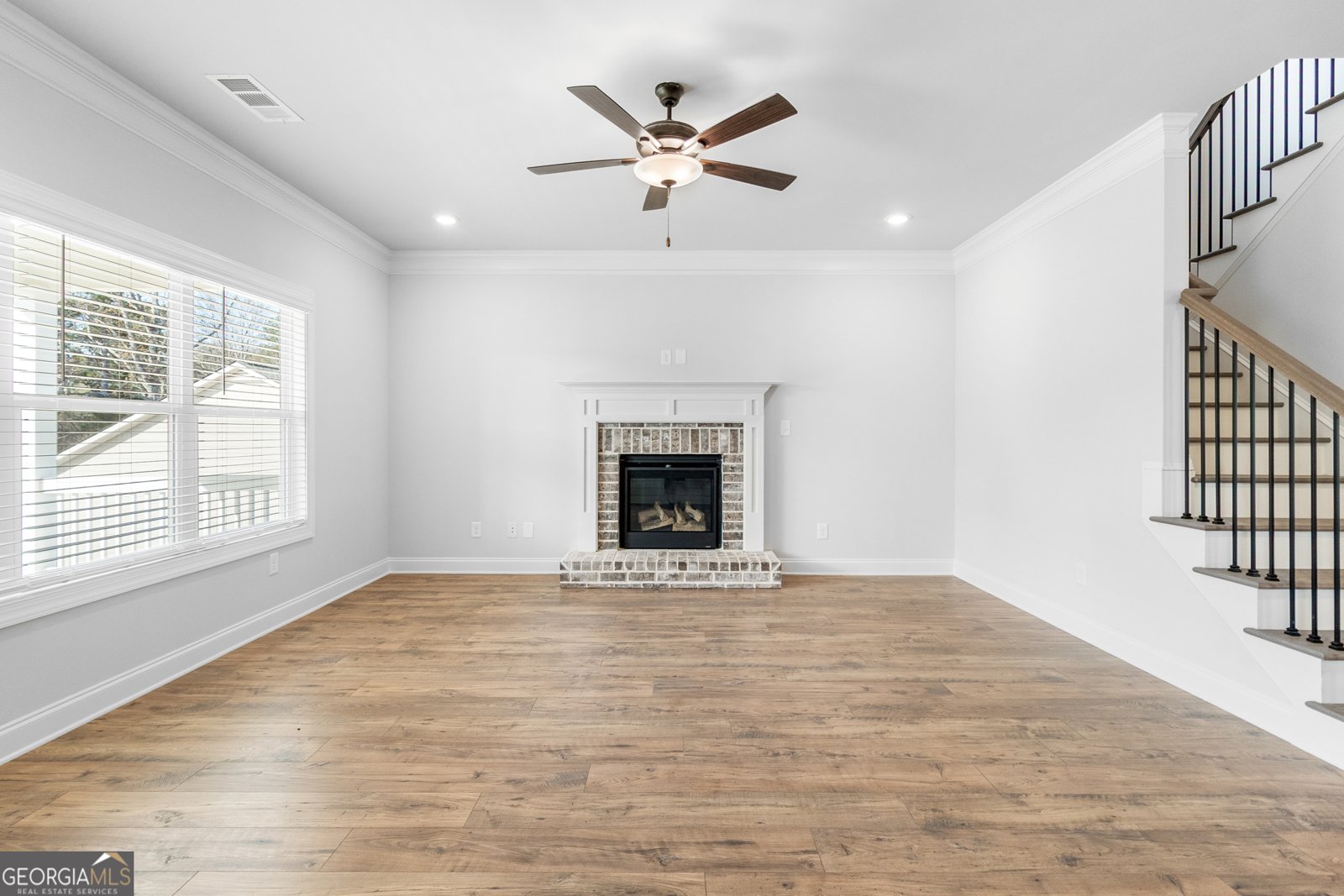 454 Banff Drive Winder - 14