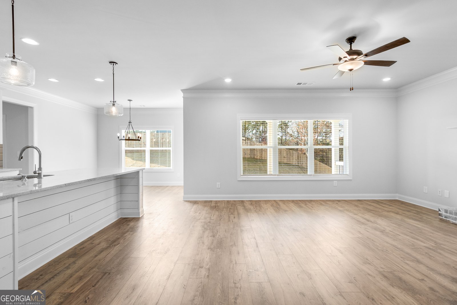 454 Banff Drive Winder - 18