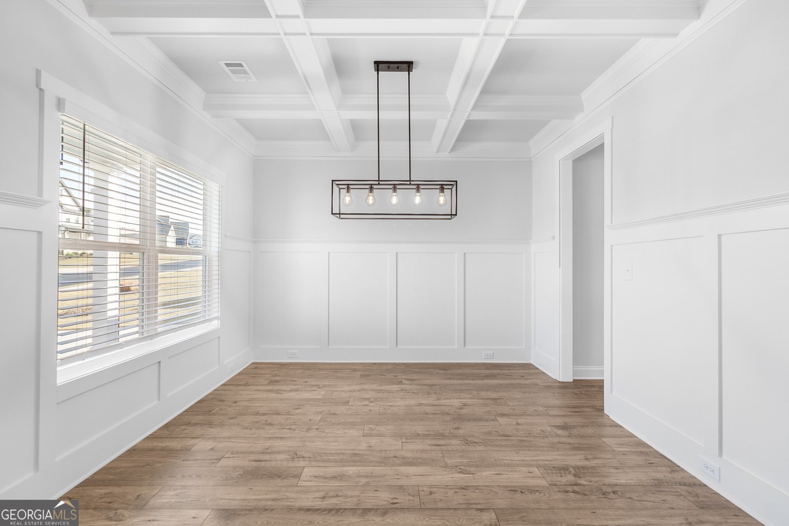 454 Banff Drive Winder - 2