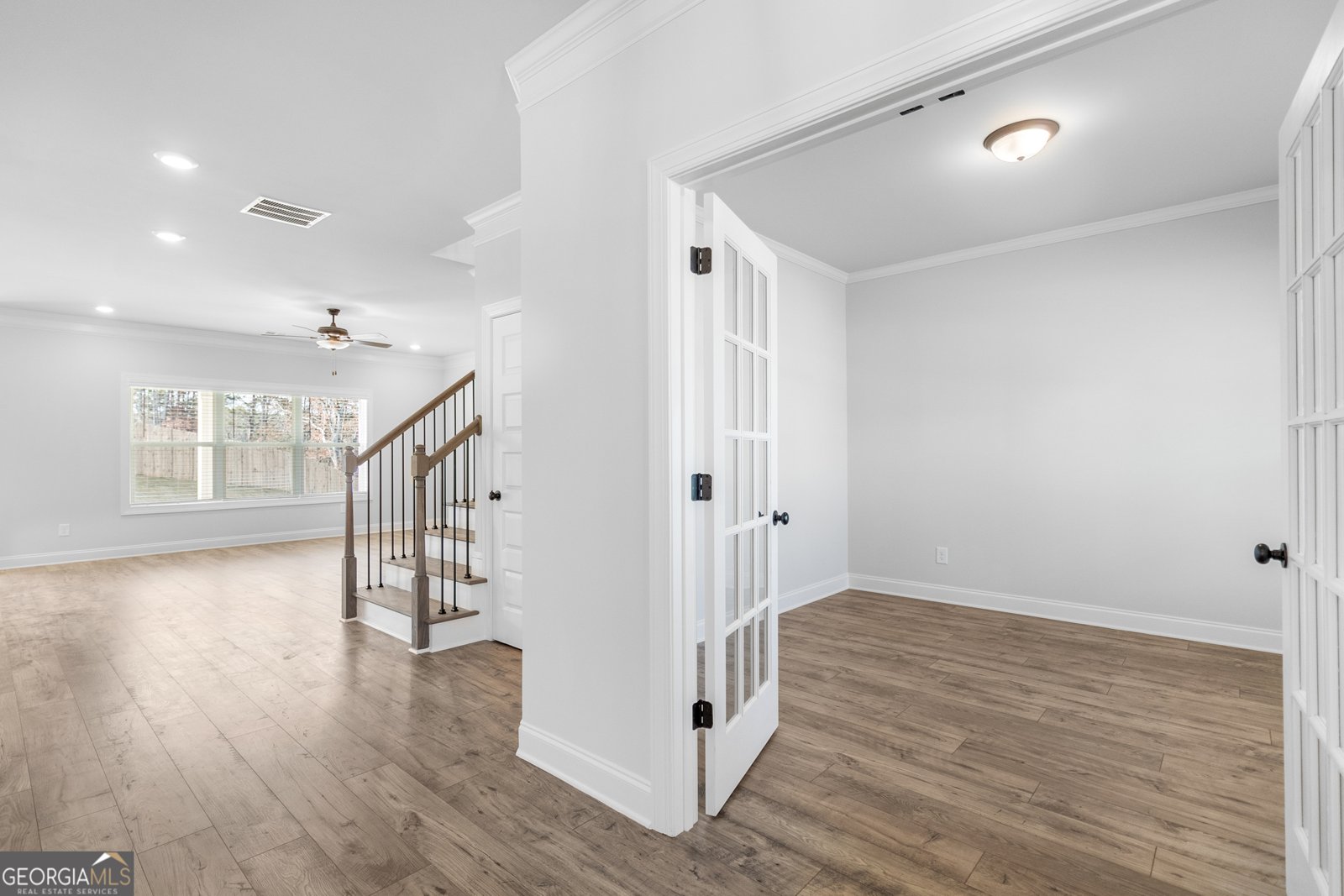 454 Banff Drive Winder - 3