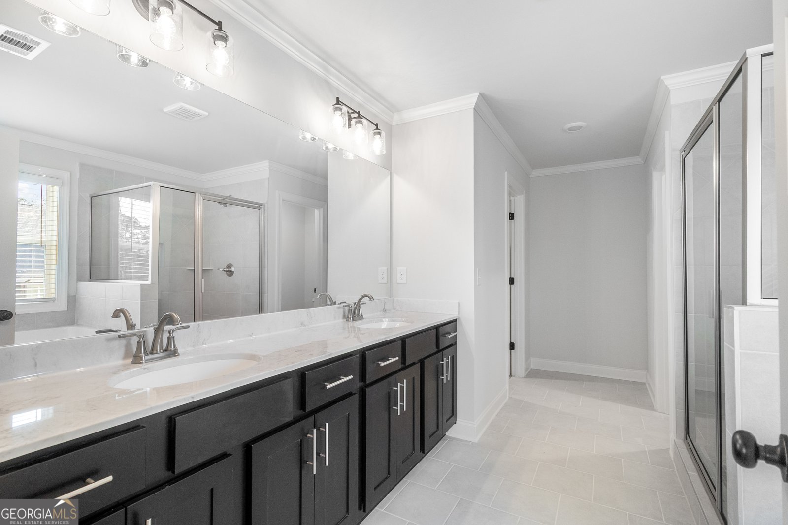 454 Banff Drive Winder - 32