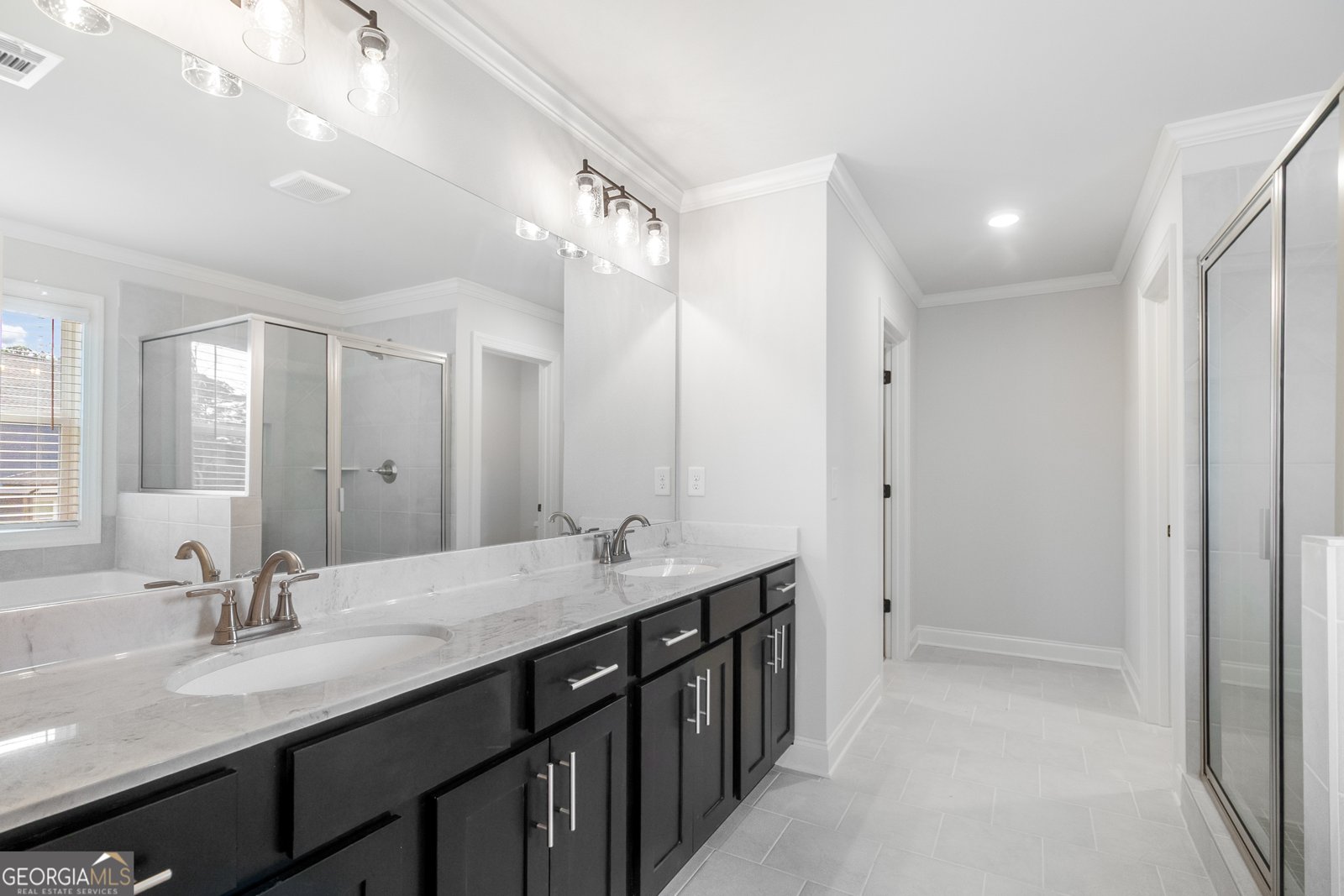 454 Banff Drive Winder - 35