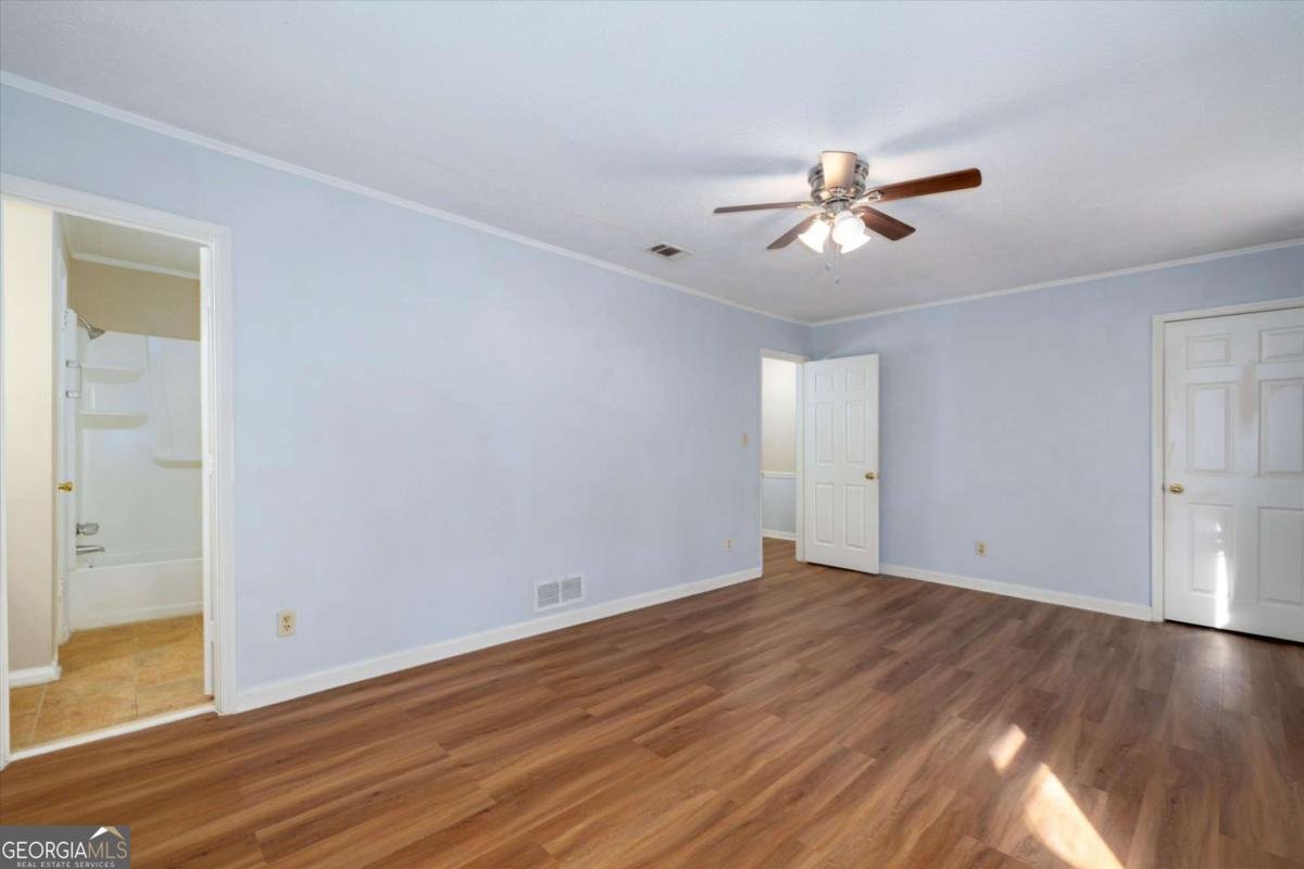 929 Glynn Oaks Drive Clarkston - 19