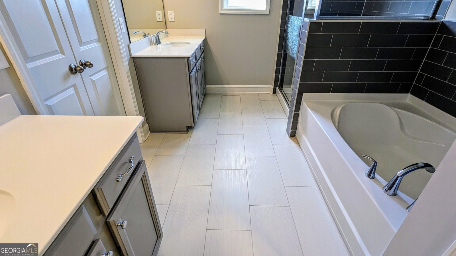 301 Hayden Circle Woodstock - 12