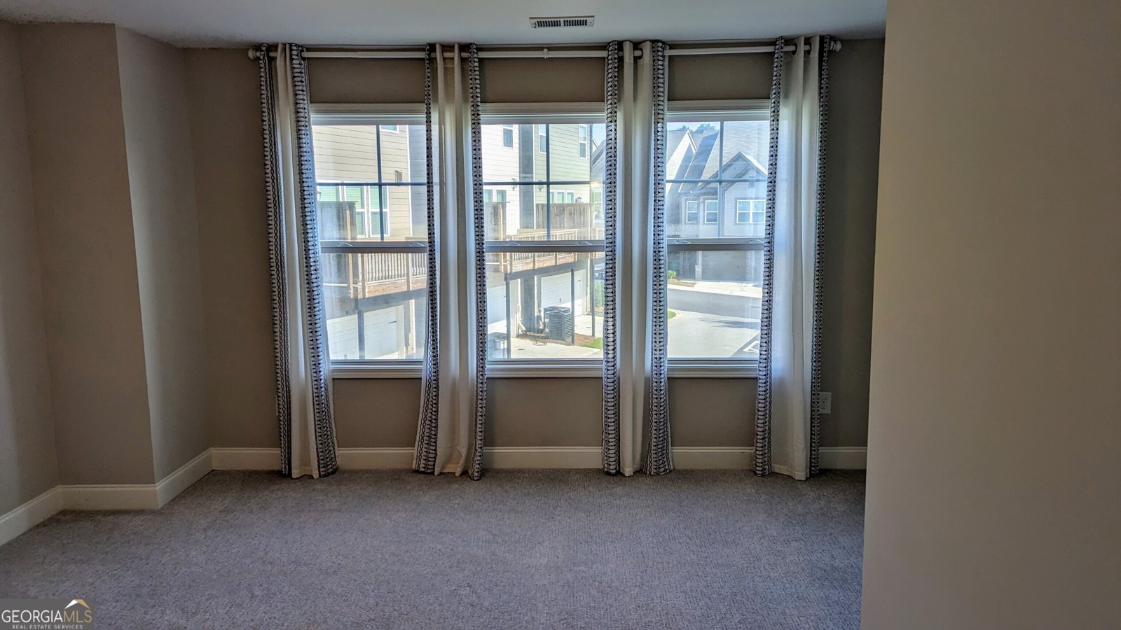 301 Hayden Circle Woodstock - 14