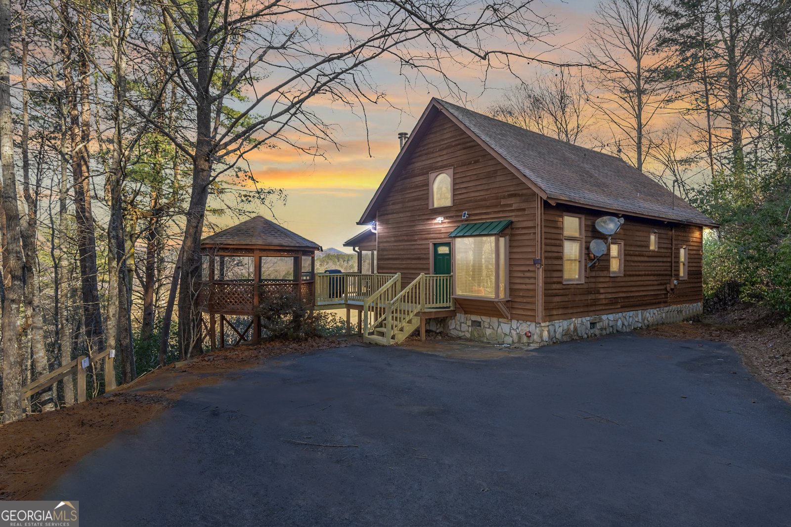 517 Ridge Road Blue Ridge - 1