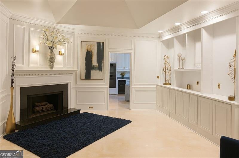 4070 RUNNYMEDE Drive Lilburn - 16