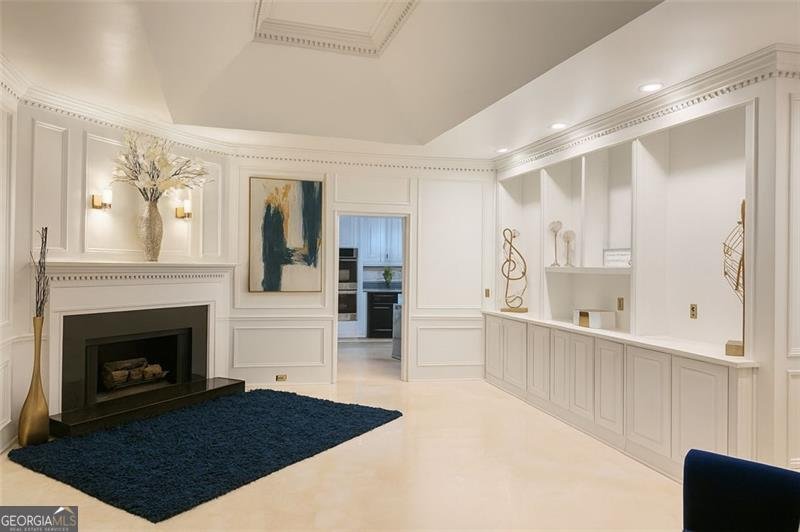 4070 RUNNYMEDE Drive Lilburn - 17