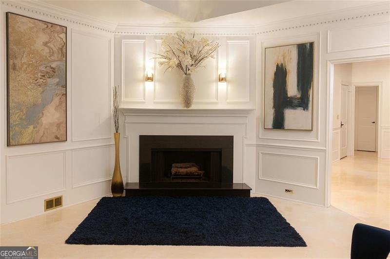 4070 RUNNYMEDE Drive Lilburn - 18