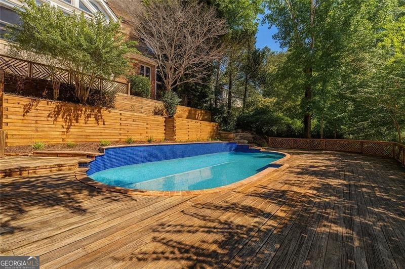 4070 RUNNYMEDE Drive Lilburn - 2