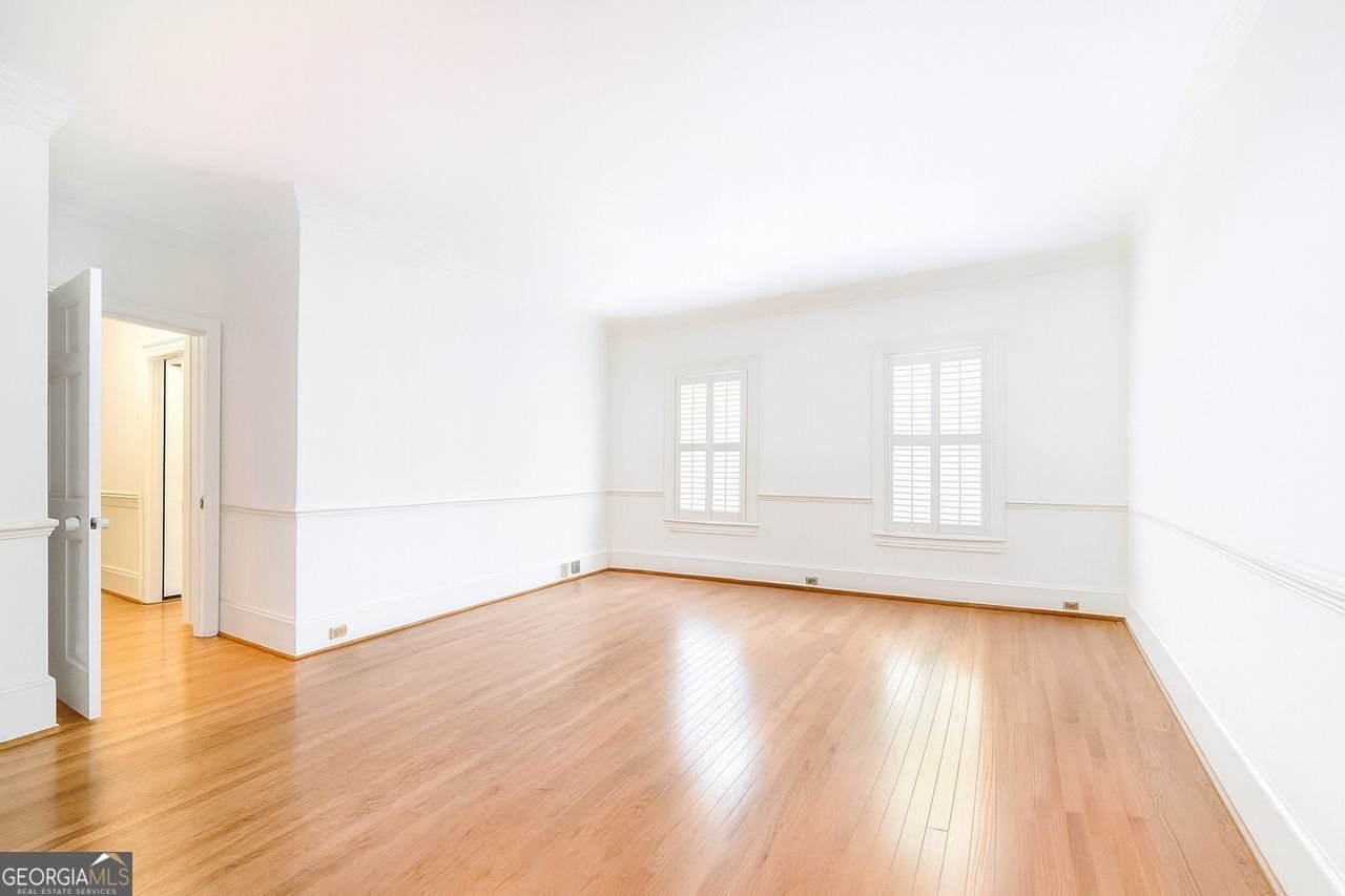 4070 RUNNYMEDE Drive Lilburn - 23