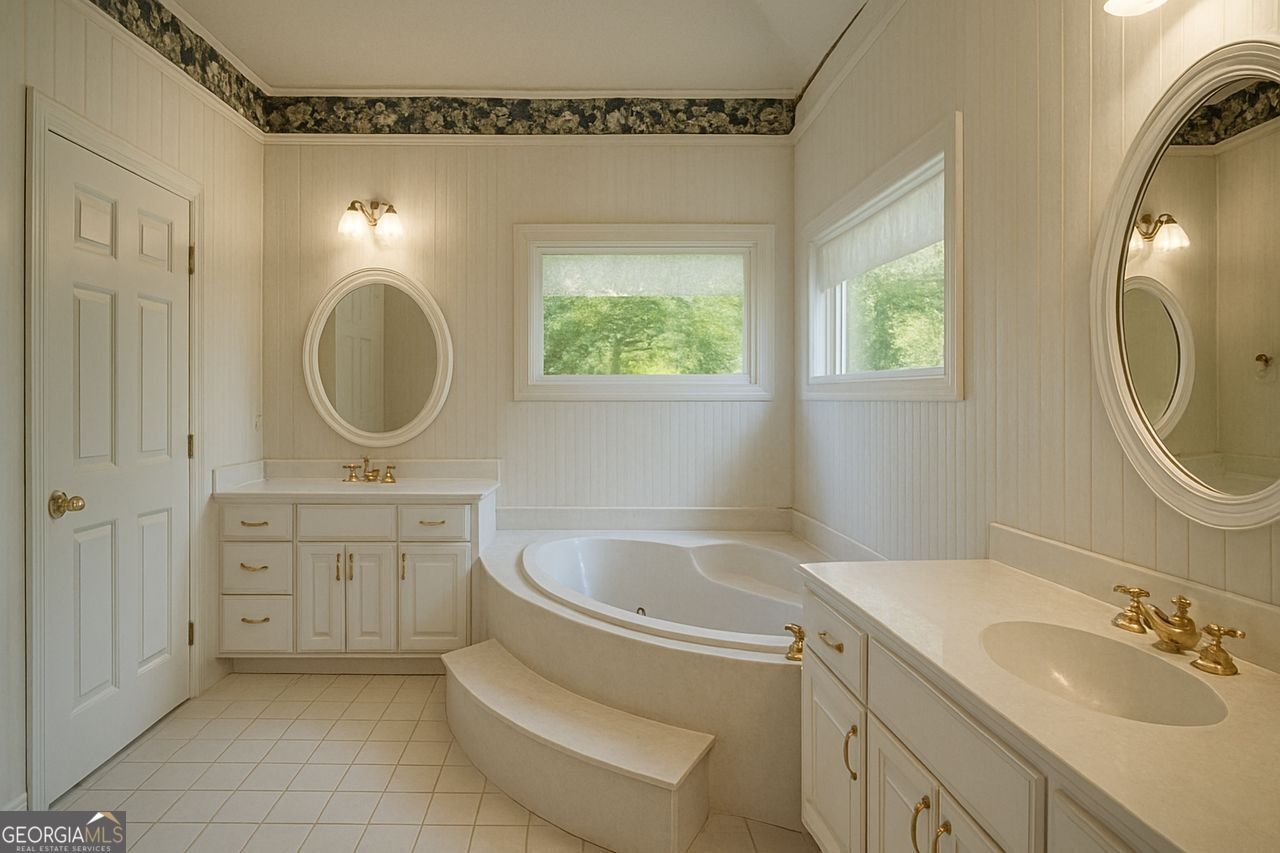 4070 RUNNYMEDE Drive Lilburn - 26