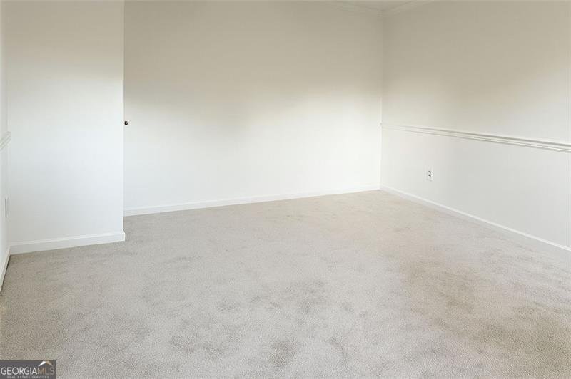 4070 RUNNYMEDE Drive Lilburn - 32