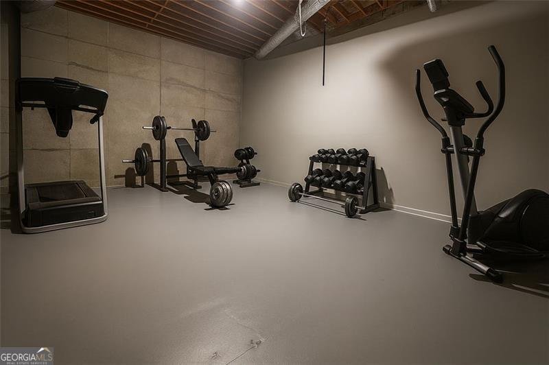 4070 RUNNYMEDE Drive Lilburn - 34