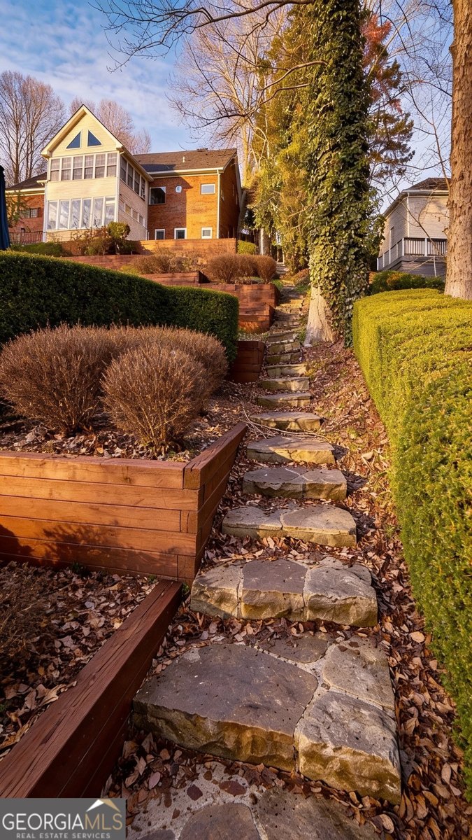 4070 RUNNYMEDE Drive Lilburn - Photo 53