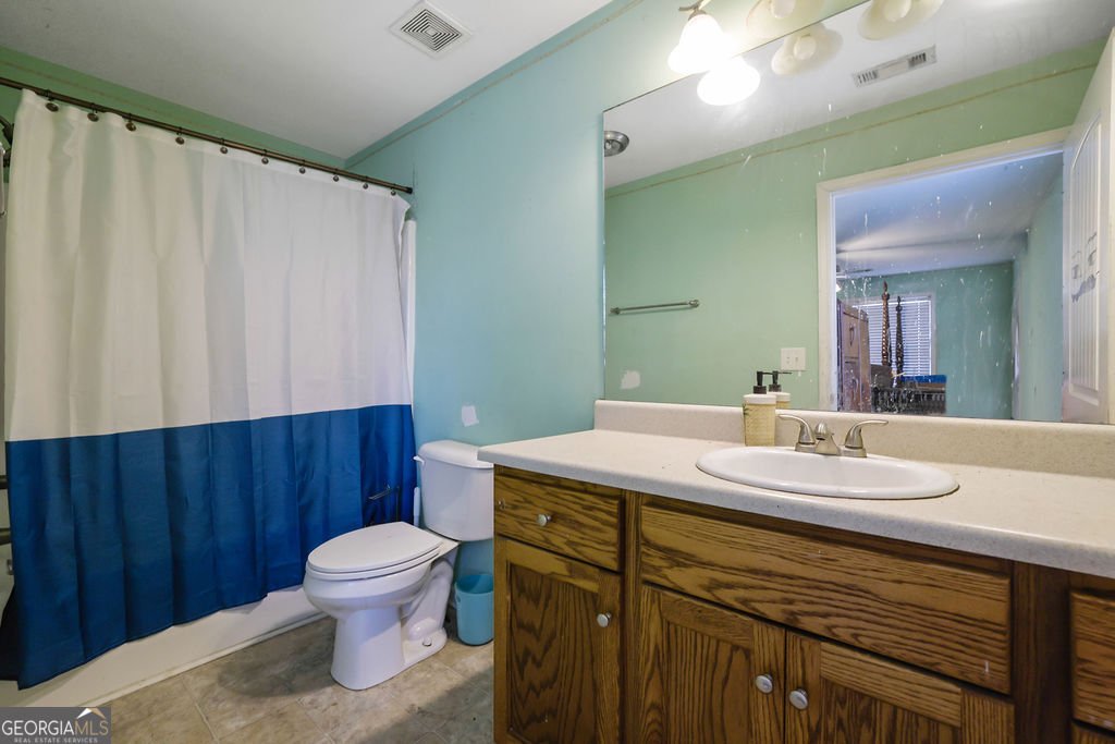 4005 Knightsbridge Road Kennesaw - 19