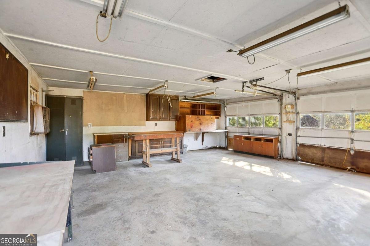 3335 Lauada Drive Douglasville - 20