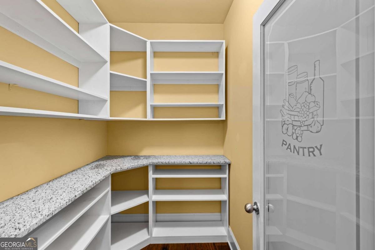 957 Pont Du Gard Court Buford - 13