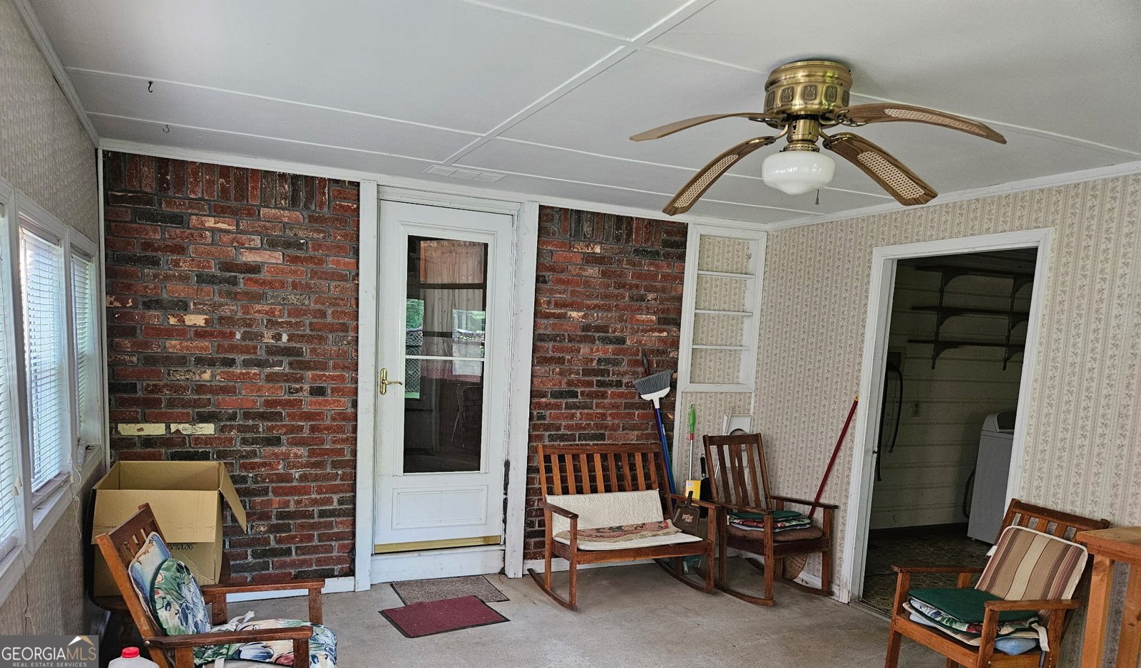 4884 Maurice Drive Lilburn - 2