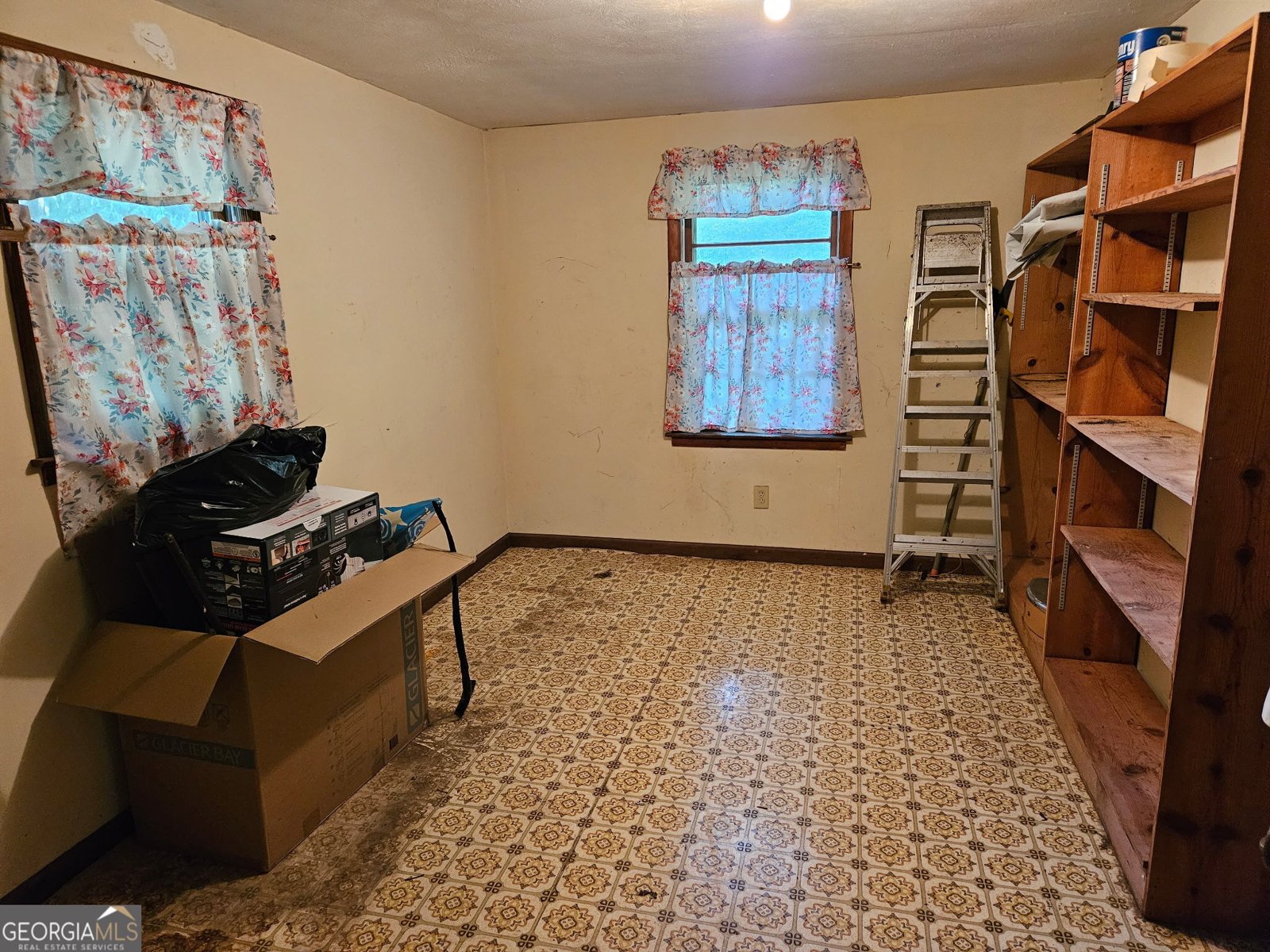 4884 Maurice Drive Lilburn - 3