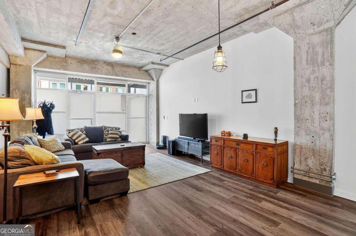 890 Memorial Drive Atlanta - 13