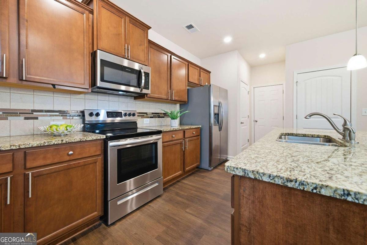 6561 Bluffview Drive Douglasville - 17