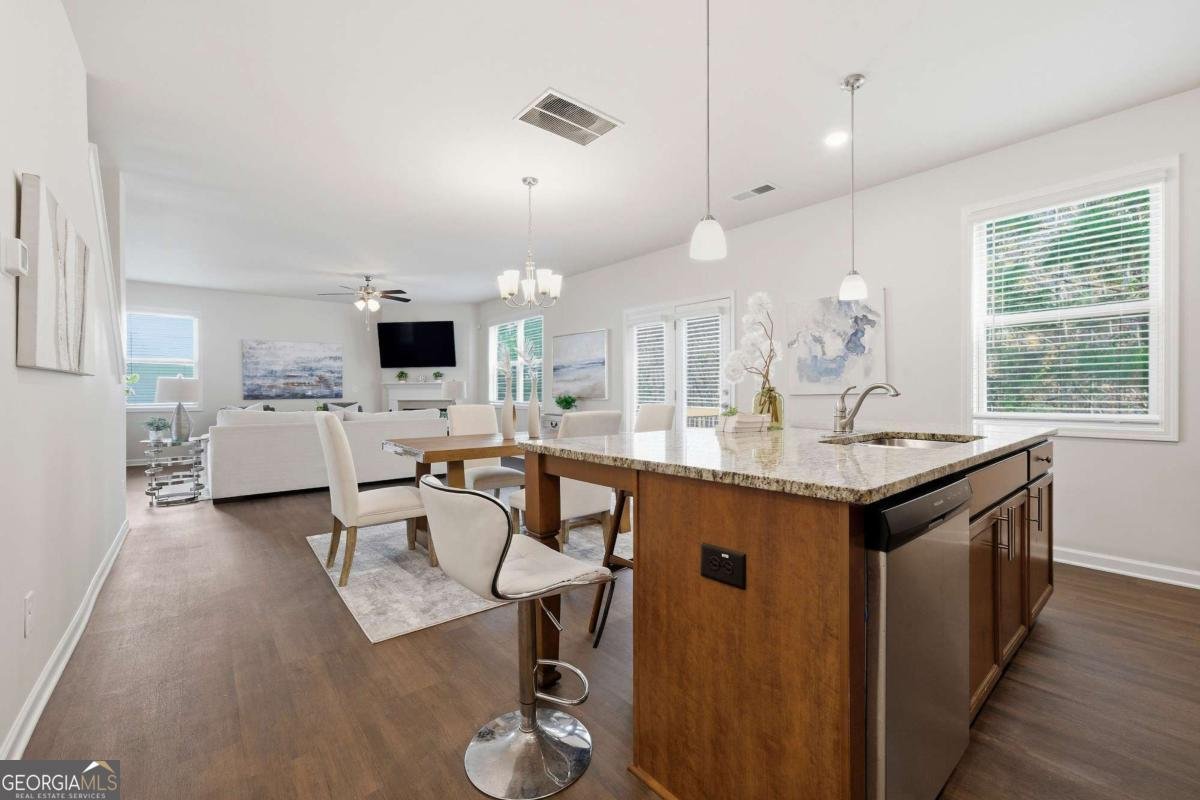 6561 Bluffview Drive Douglasville - 19