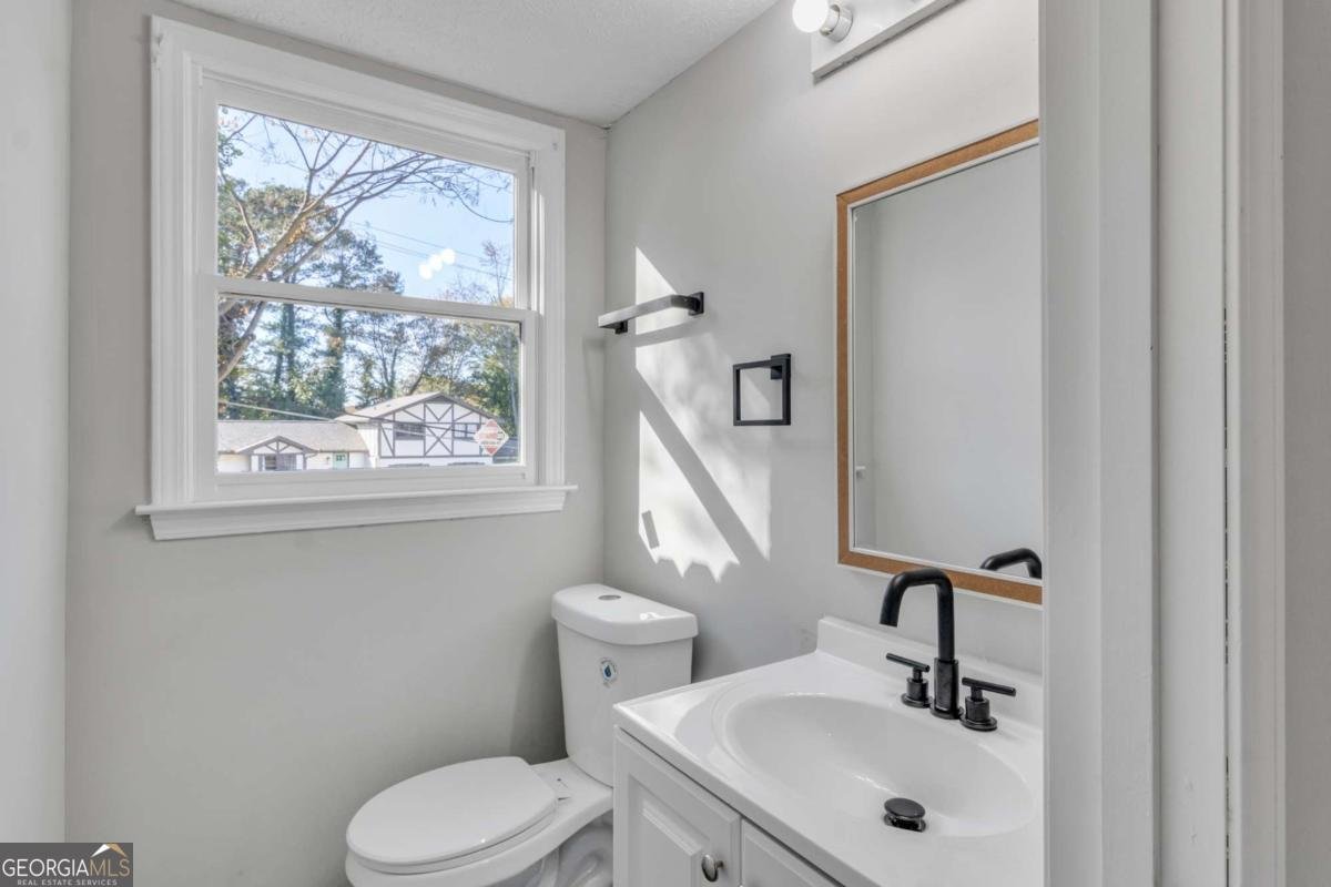 5618 Fern Creek Drive Lilburn - 12