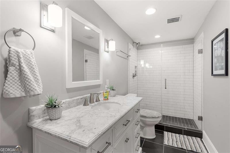 1117 GREAT GLEN Way Lawrenceville - 24