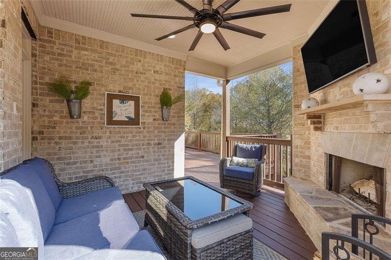 1117 GREAT GLEN Way Lawrenceville - 54