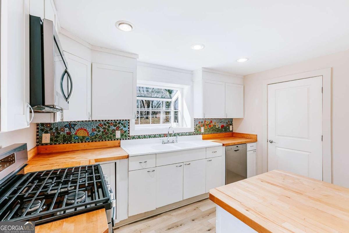 1103 Arnoldsville Road Winterville - 13