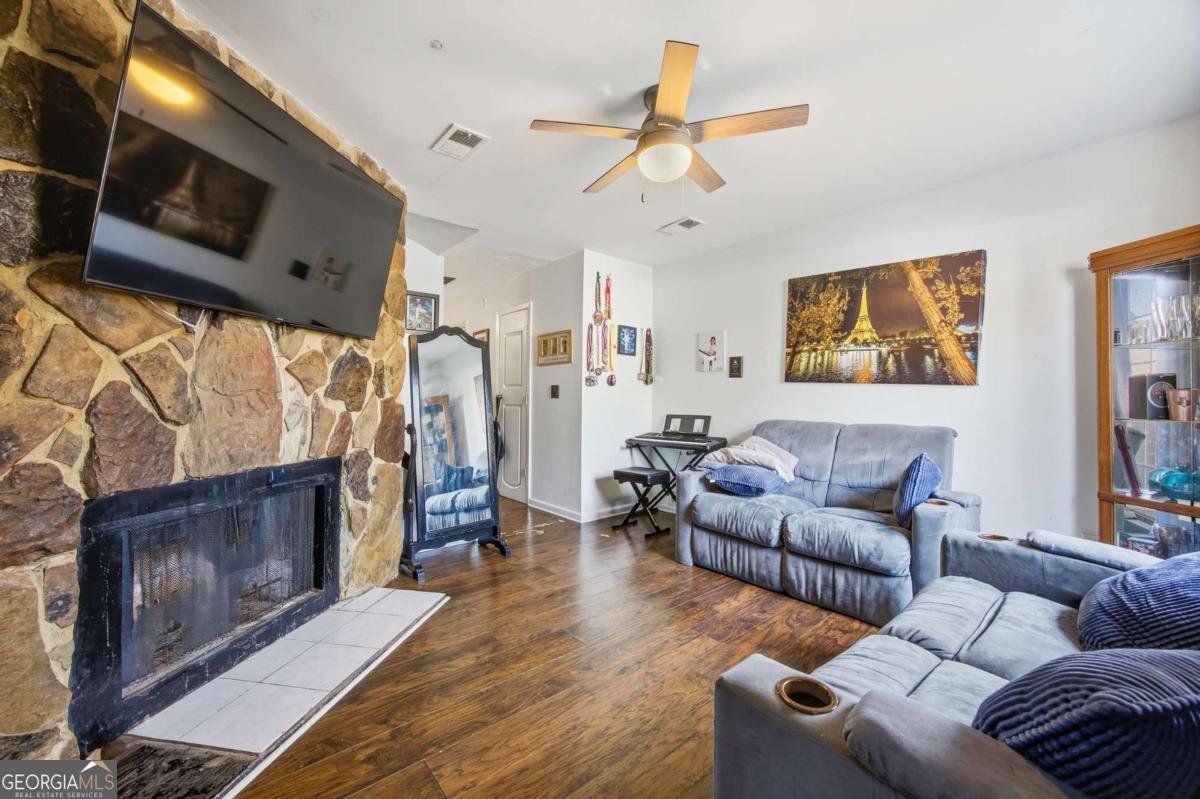 6718 Colchester Place Norcross - 2