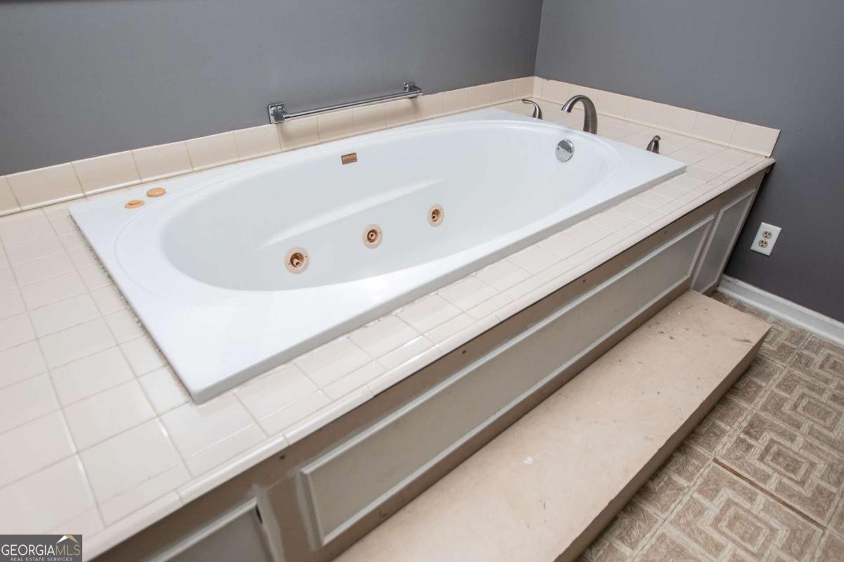 304 Taliaferro Drive Hogansville - 33