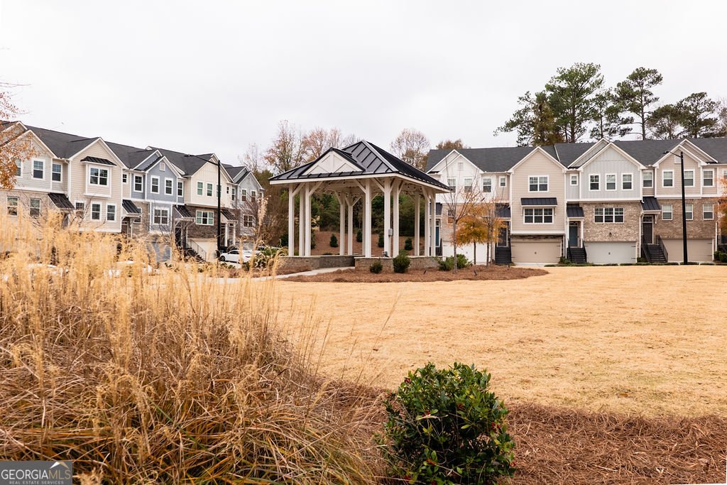 2527 Hedgeway Circle Kennesaw - 33