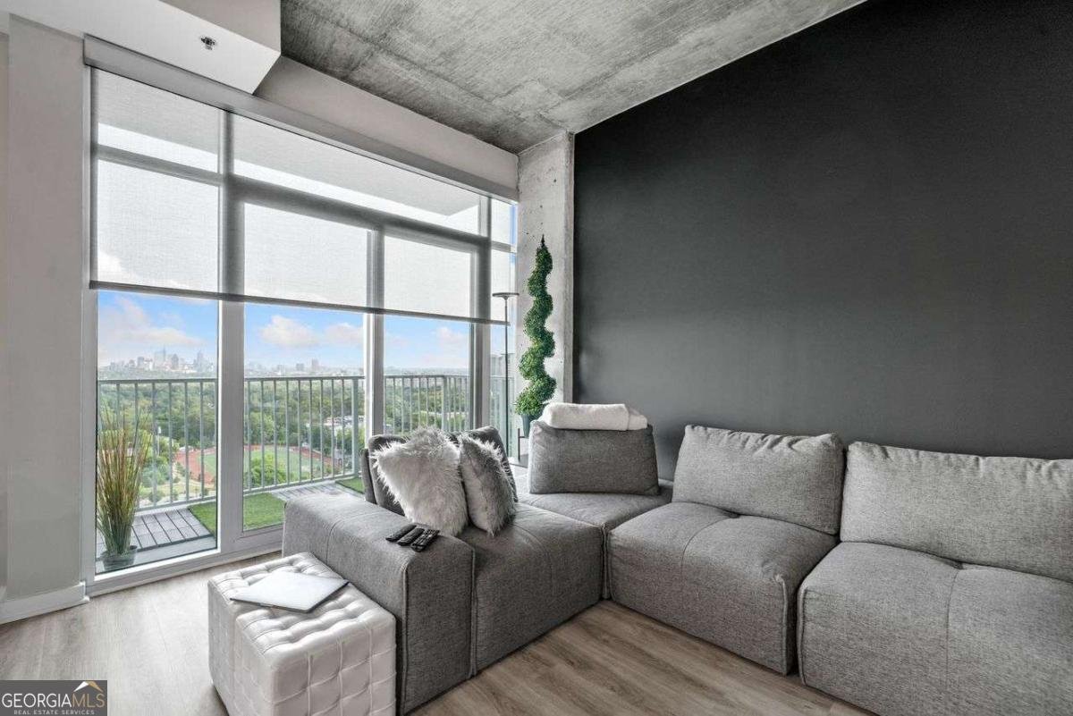 250 Pharr Road Atlanta - 22