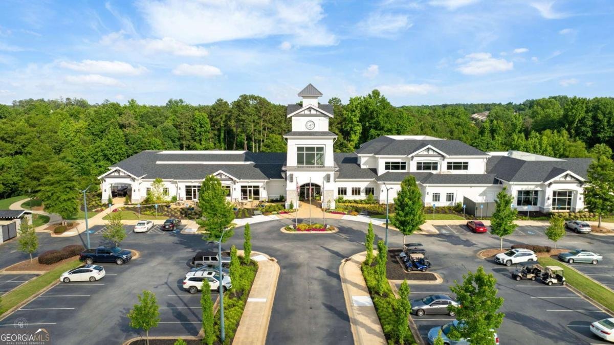 329 SANDY SPRINGS Drive Griffin - 25