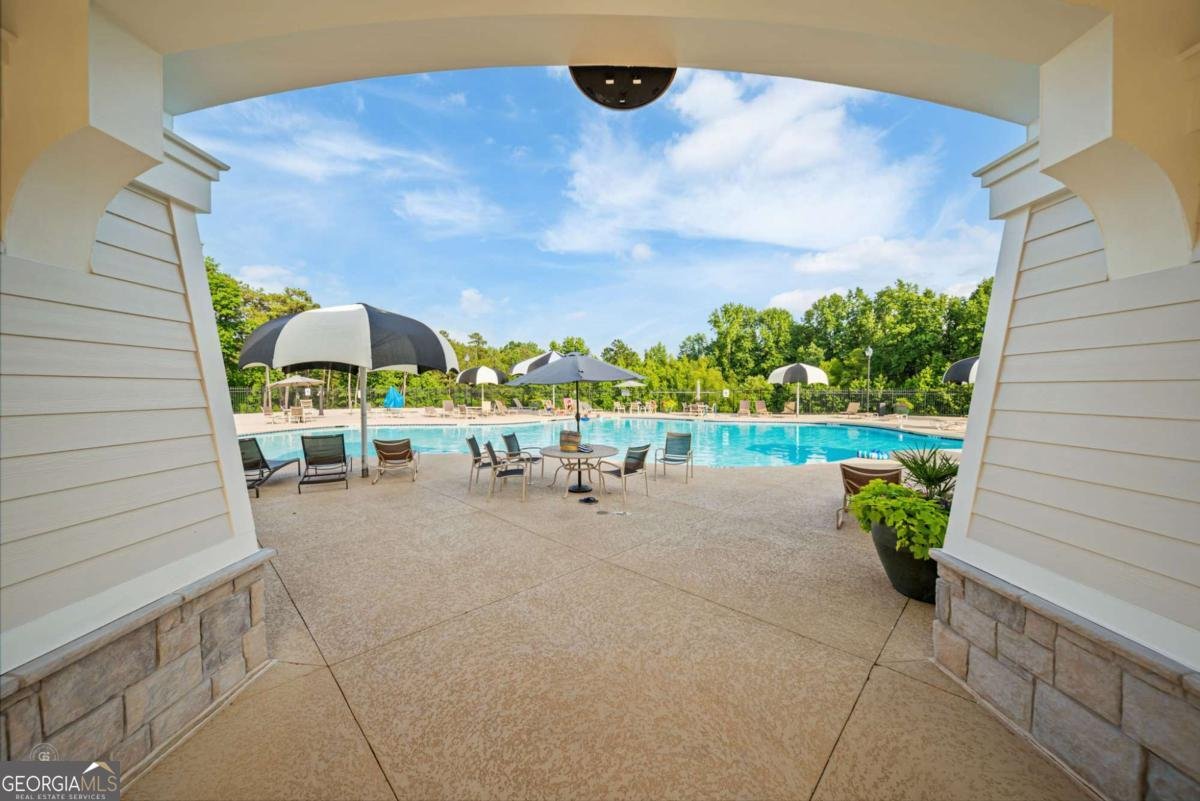 329 SANDY SPRINGS Drive Griffin - 42