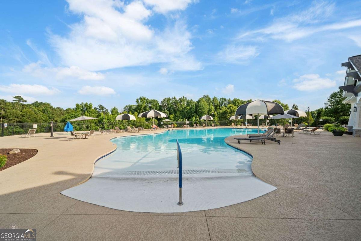 329 SANDY SPRINGS Drive Griffin - 44