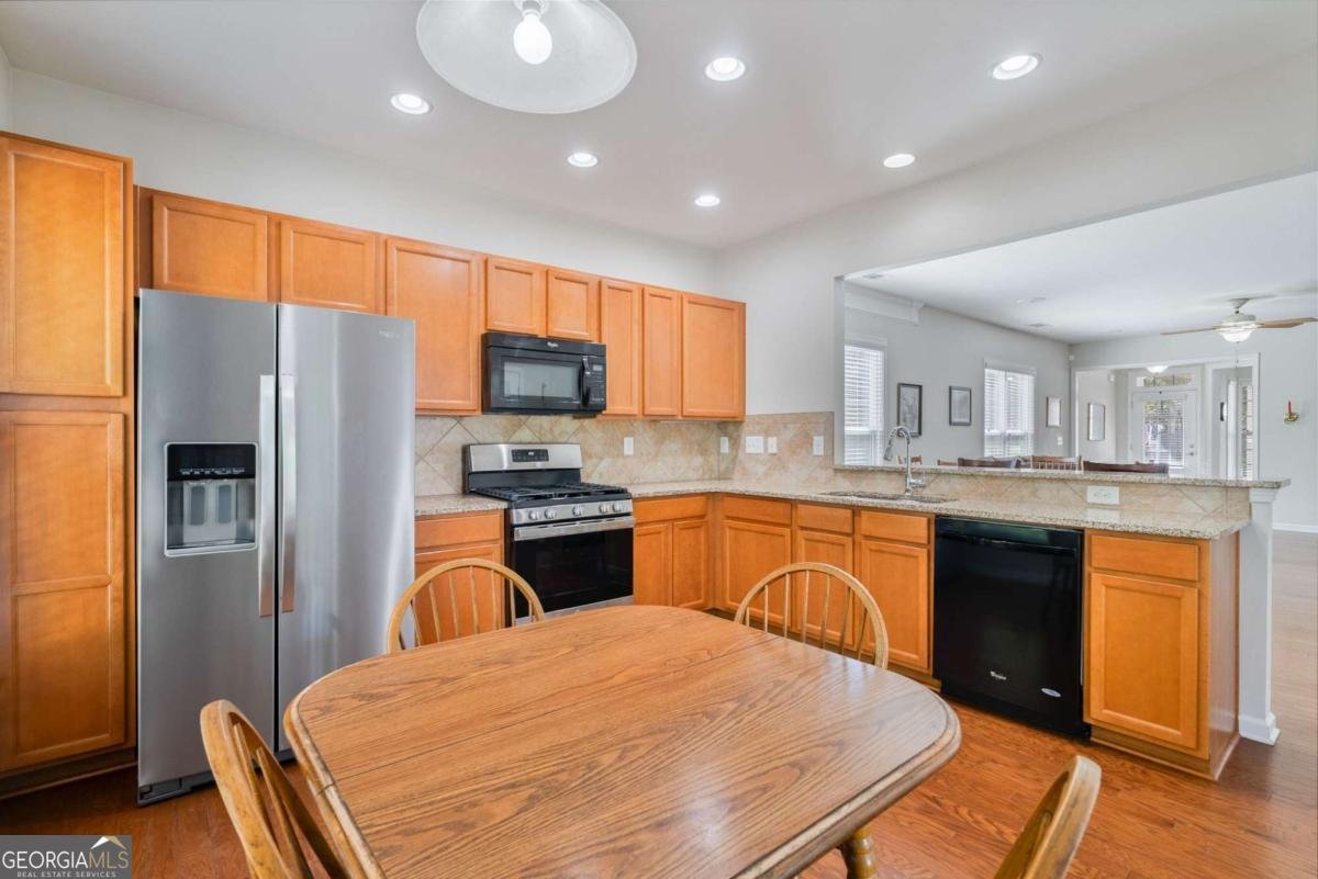 329 SANDY SPRINGS Drive Griffin - 8