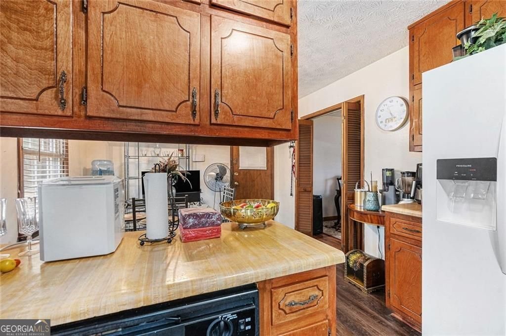 1913 Amberwood Court Griffin - 12