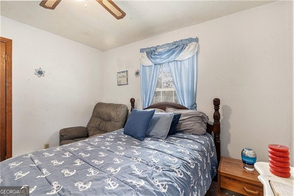 1913 Amberwood Court Griffin - 22