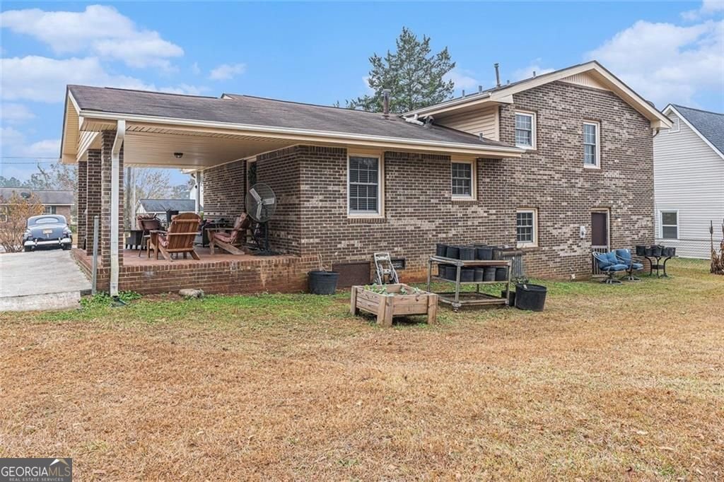 1913 Amberwood Court Griffin - 24