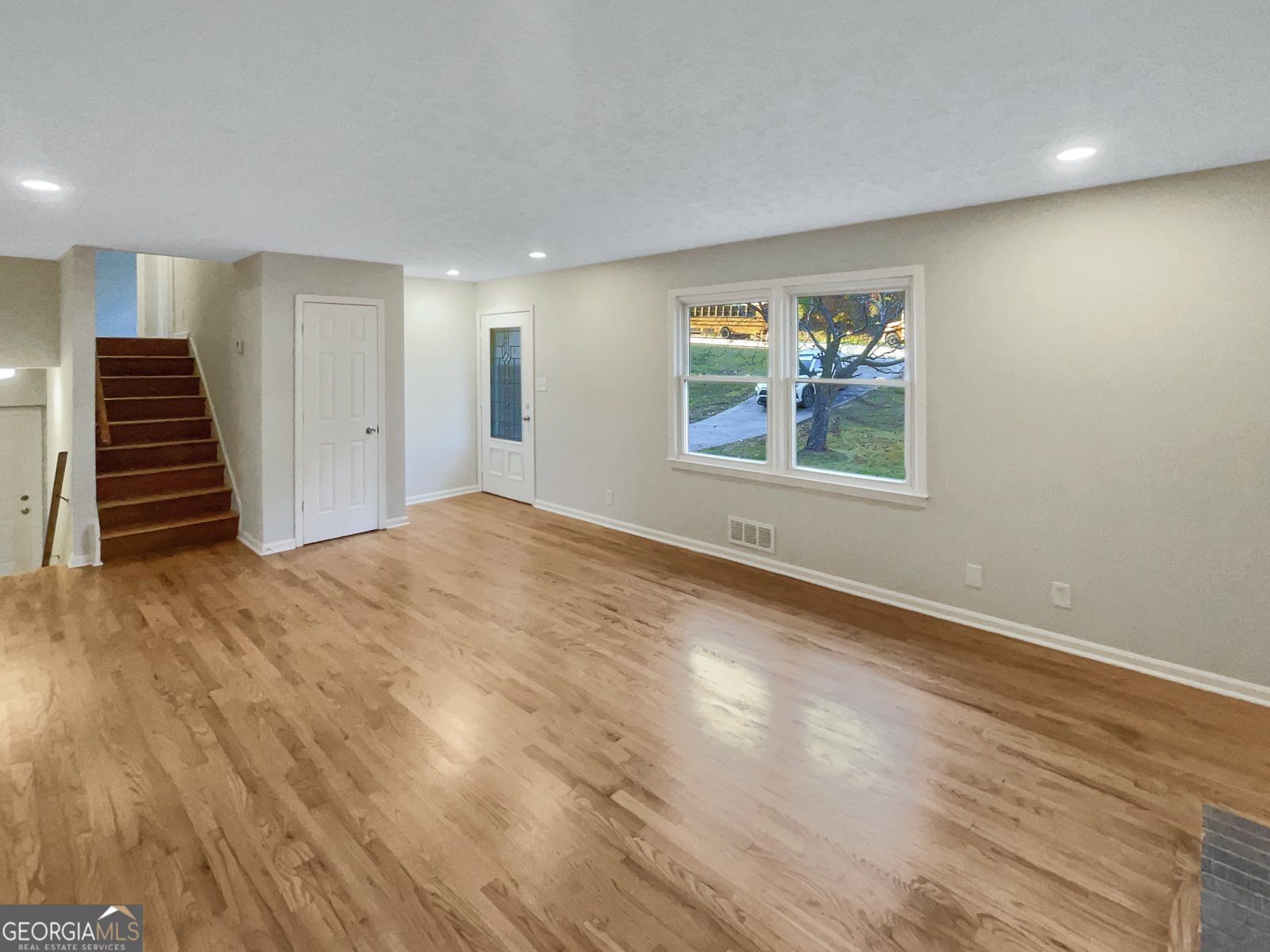 48 Russell Road Lawrenceville - 10