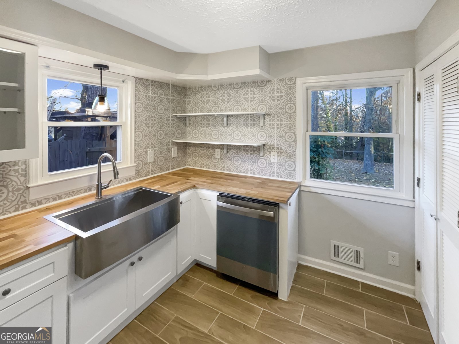 48 Russell Road Lawrenceville - 7