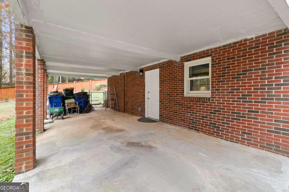 2608 Laurelwood Road Atlanta - 31