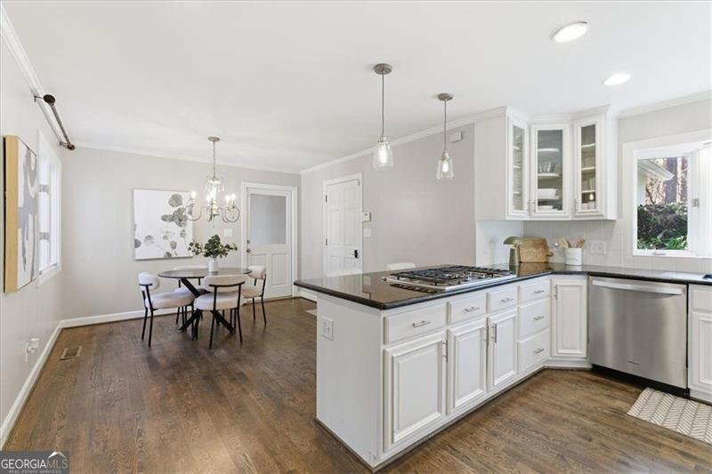 1525 HUNTINGFORD Drive Marietta - 18