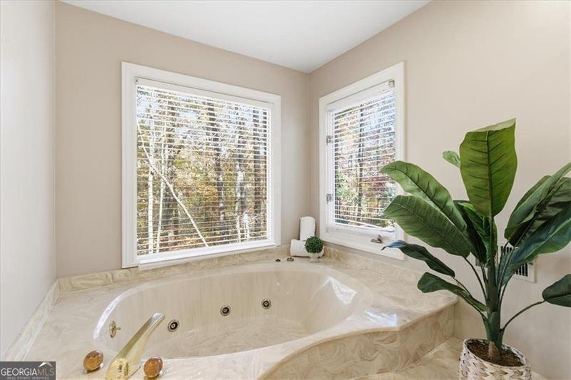 1525 HUNTINGFORD Drive Marietta - 35