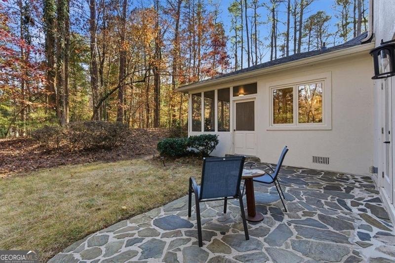 1525 HUNTINGFORD Drive Marietta - 60