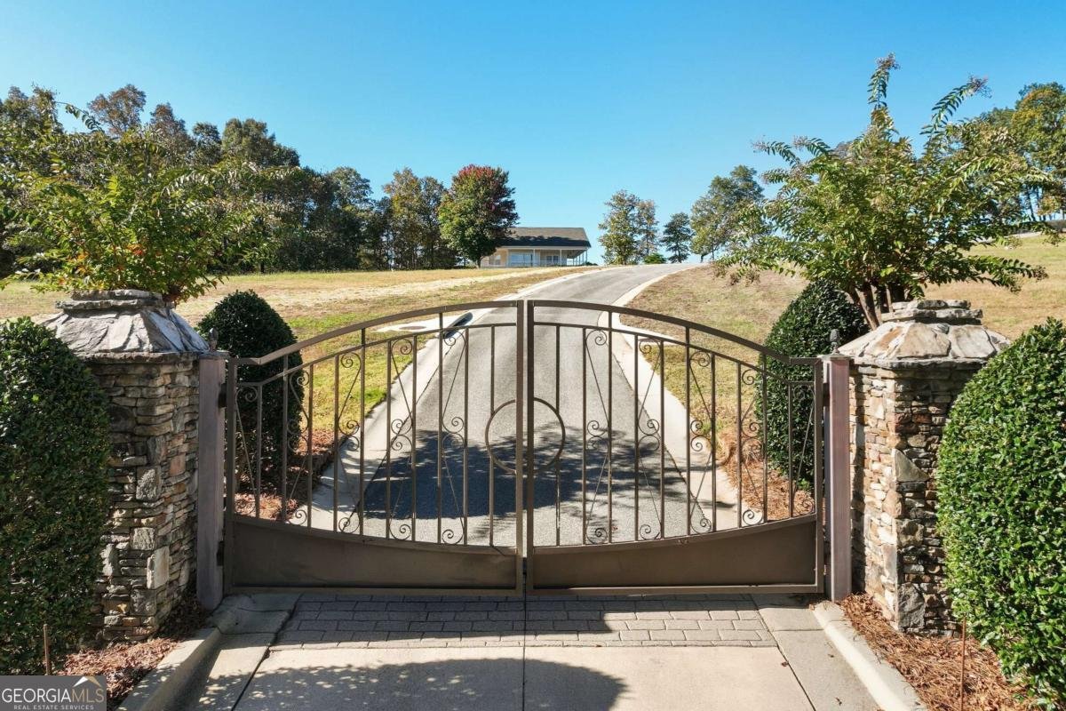 4620 Highland Drive Gainesville - 41