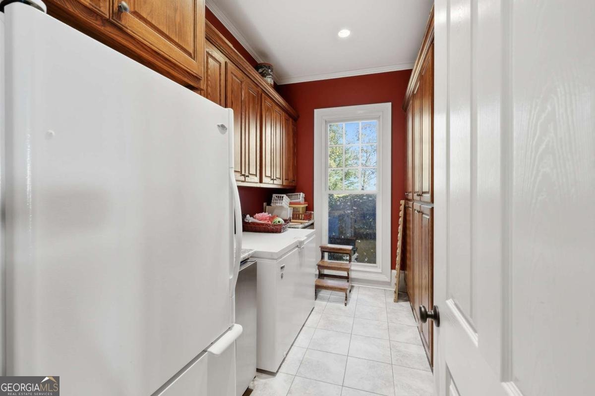 4620 Highland Drive Gainesville - 77